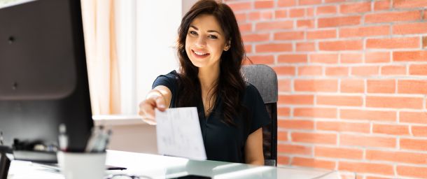 Best Practices for Promoting Employee Financial Wellness During Economic Uncertainty