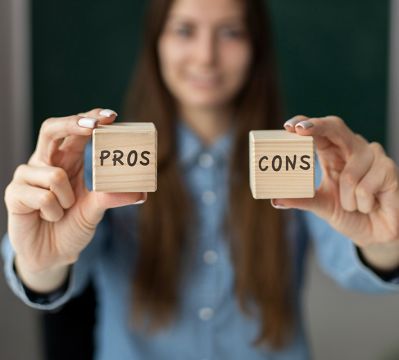 The Pros and Cons of Using AI in Payroll Systems