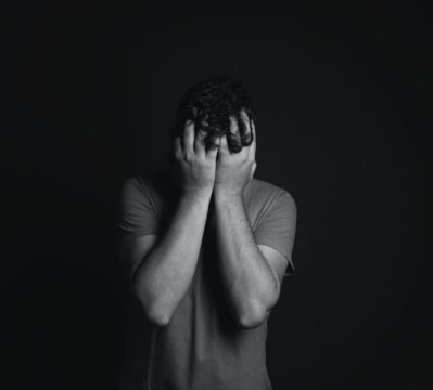 What HCM professionals can do about the impact of ‘doomscrolling’