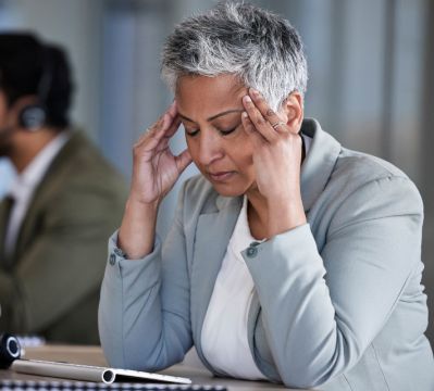 Supporting Employees Through Financial Stress: How HCM Can Help Tackle Money Worries in 2025